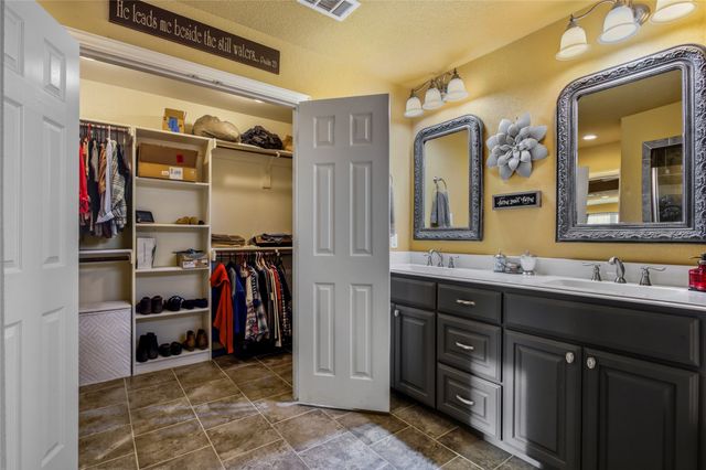 3911 Bennett Road, Howe, TX 75459