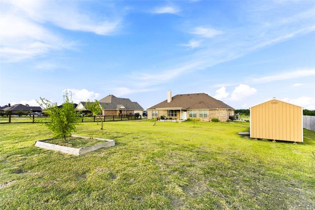 3911 Bennett Road, Howe, TX 75459