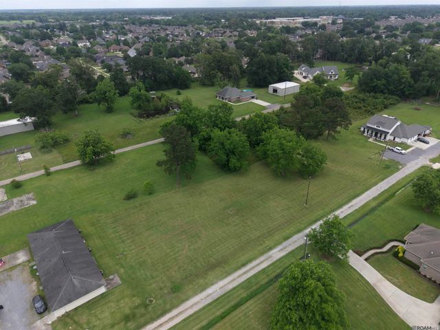 Tammy Rd, Prairieville, LA 70769