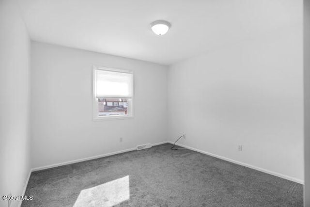 1083 McKinley Avenue, Rotterdam, NY 12303