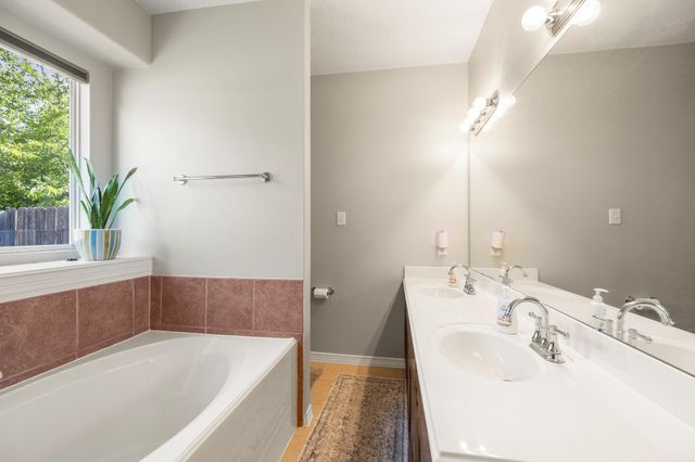 9419 Curry Landing Drive, Houston, TX 77095