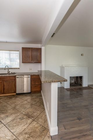 2105 Norman Way, Modesto, CA 95350