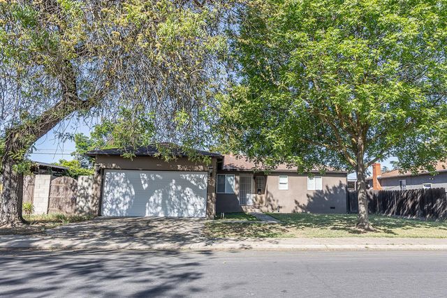 2105 Norman Way, Modesto, CA 95350