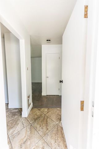 2105 Norman Way, Modesto, CA 95350