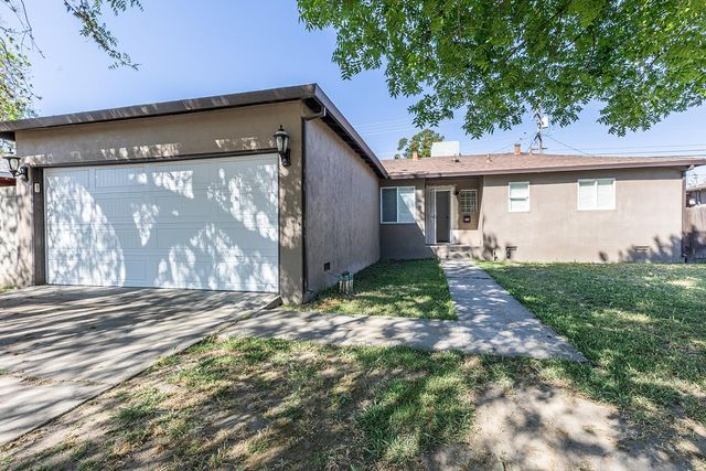 2105 Norman Way, Modesto, CA 95350