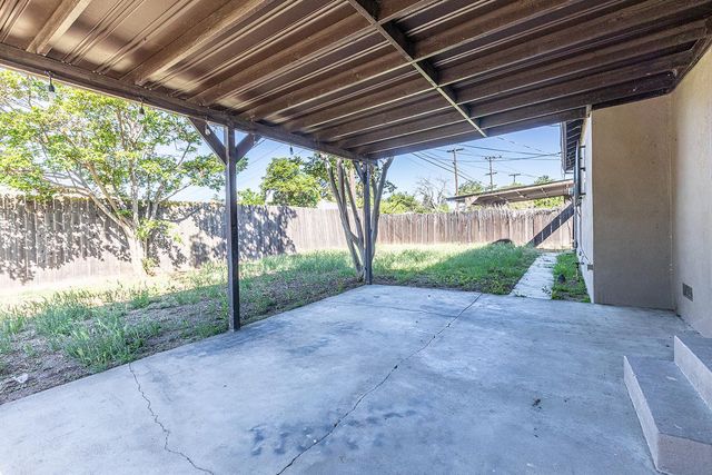 2105 Norman Way, Modesto, CA 95350