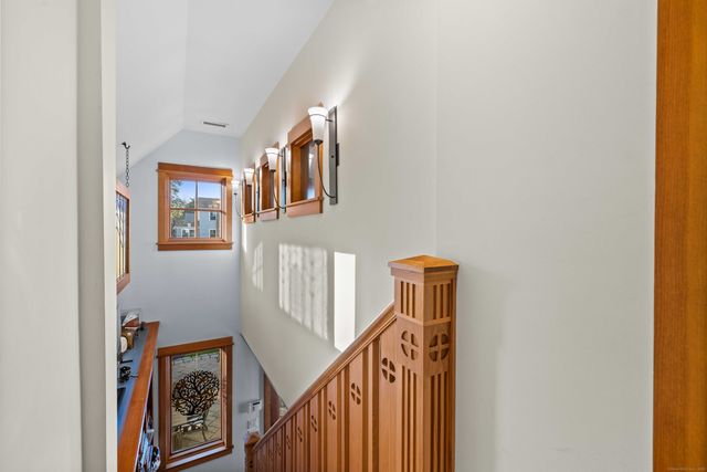 29 Seaview Avenue, Branford, CT 06405