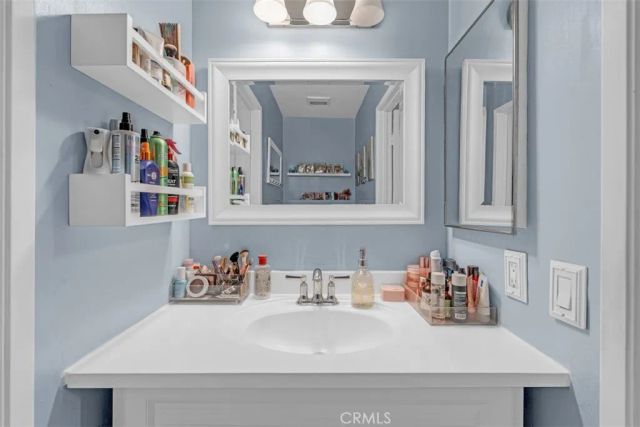 2017 S Campus F, Ontario, CA 91761
