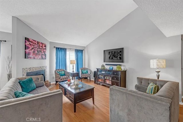 2017 S Campus F, Ontario, CA 91761