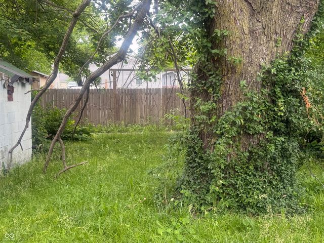 2621 N Tacoma Avenue, Indianapolis, IN 46218