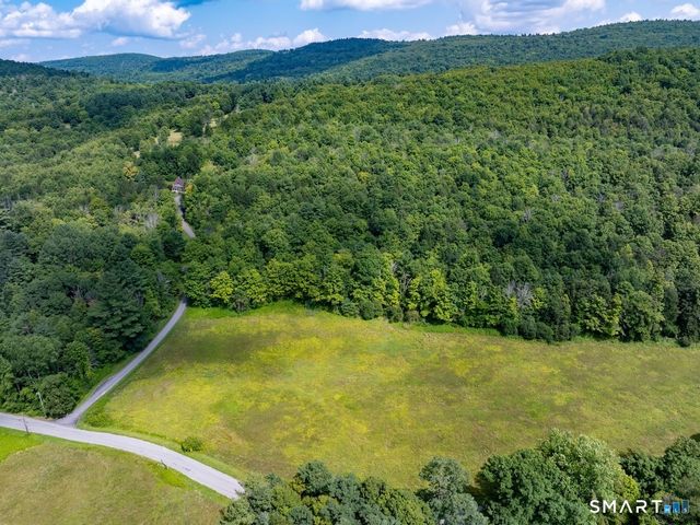 82 Valley Road, Cornwall, CT 06796