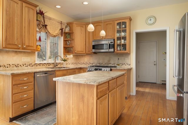 82 Valley Road, Cornwall, CT 06796