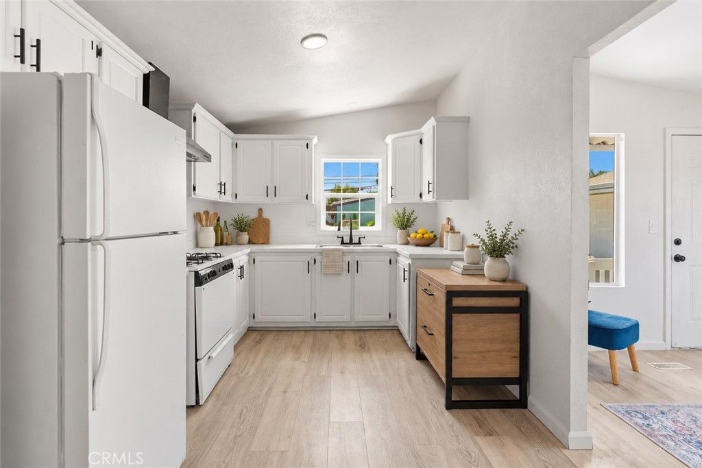 7887 Lampson Ave Avenue 10, Garden Grove, CA 92841 — photo 3
