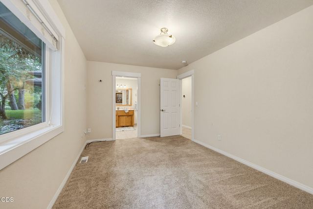 100 Twisted Pine Drive, Grants Pass, OR 97527