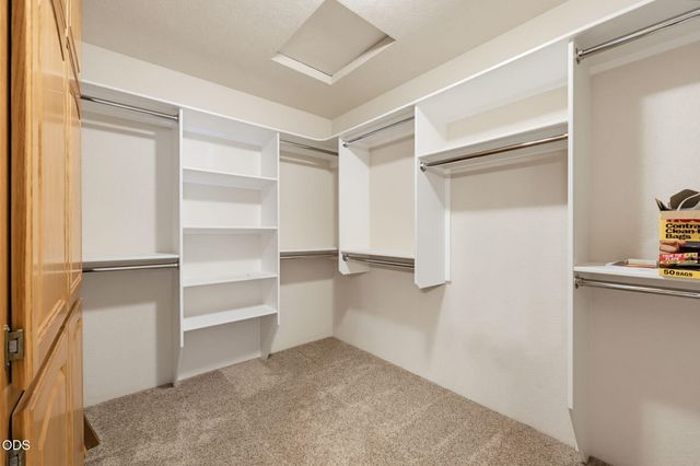 100 Twisted Pine Drive, Grants Pass, OR 97527