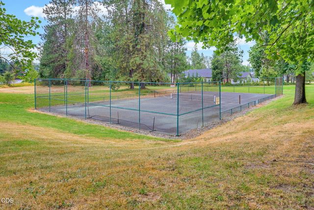 100 Twisted Pine Drive, Grants Pass, OR 97527