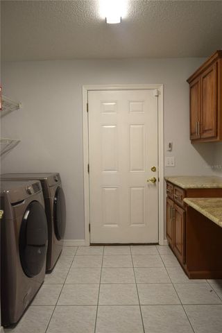 710 CORTEZ AVENUE, Lady Lake, FL 32159