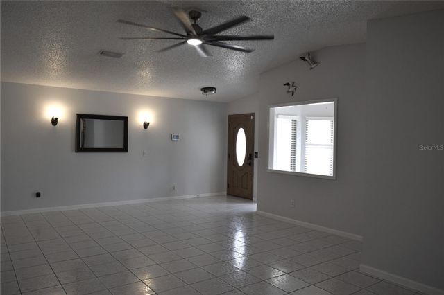 710 CORTEZ AVENUE, Lady Lake, FL 32159