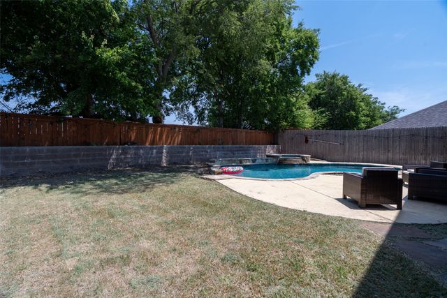 12356 Angel Food Lane, Fort Worth, TX 76244