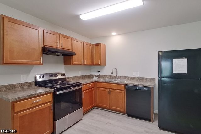 3214 65th ST W, Lehigh Acres, FL 33971