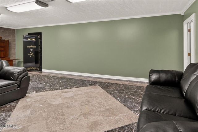 101 Bond Town Road, Blountville, TN 37617
