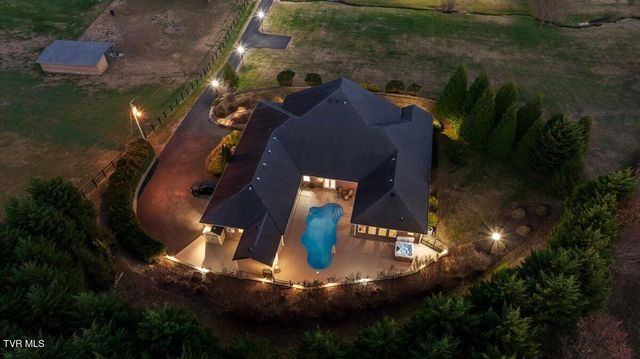 101 Bond Town Road, Blountville, TN 37617