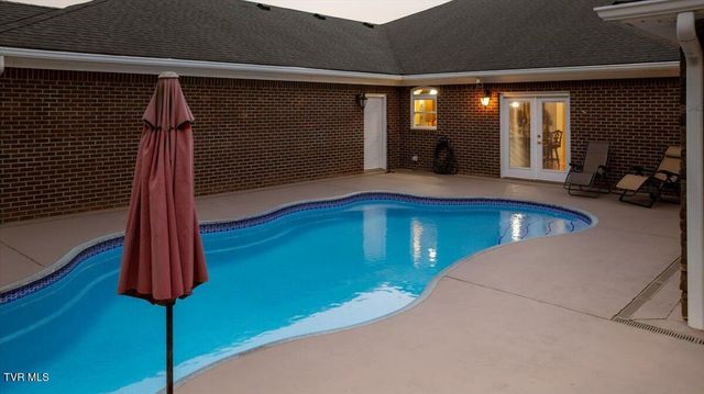 101 Bond Town Road, Blountville, TN 37617