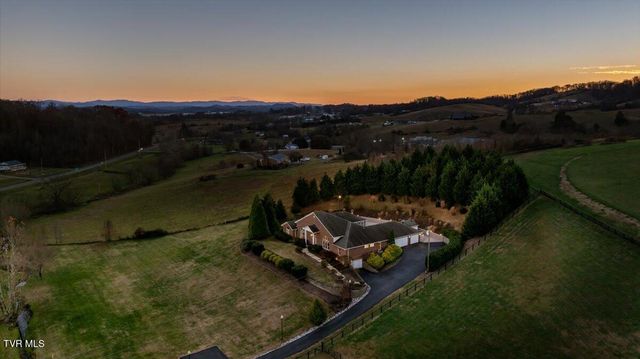 101 Bond Town Road, Blountville, TN 37617
