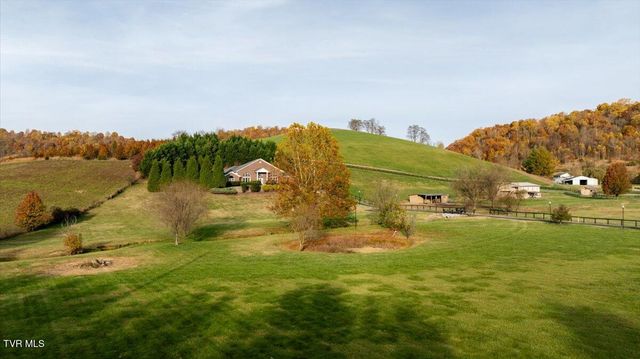 101 Bond Town Road, Blountville, TN 37617