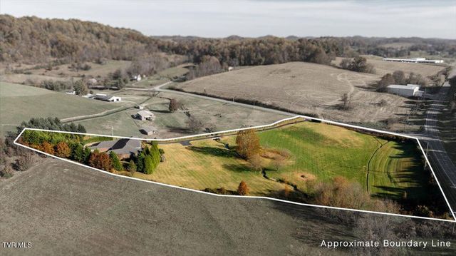 101 Bond Town Road, Blountville, TN 37617