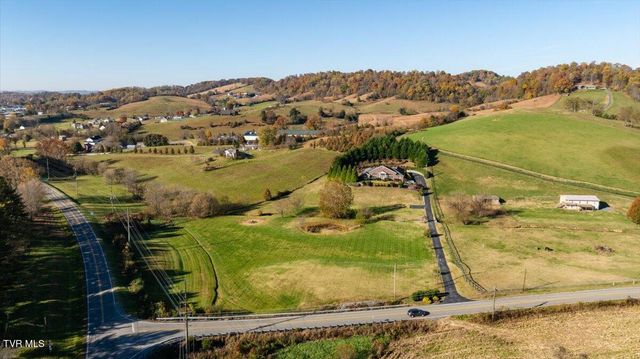 101 Bond Town Road, Blountville, TN 37617
