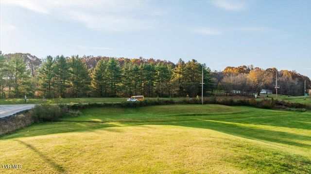 101 Bond Town Road, Blountville, TN 37617