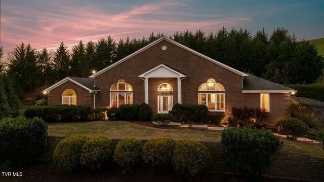 101 Bond Town Road, Blountville, TN 37617