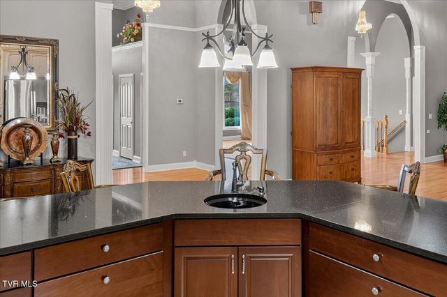 101 Bond Town Road, Blountville, TN 37617