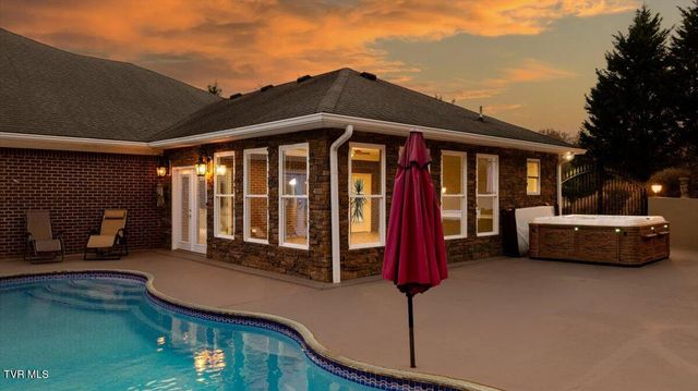 101 Bond Town Road, Blountville, TN 37617