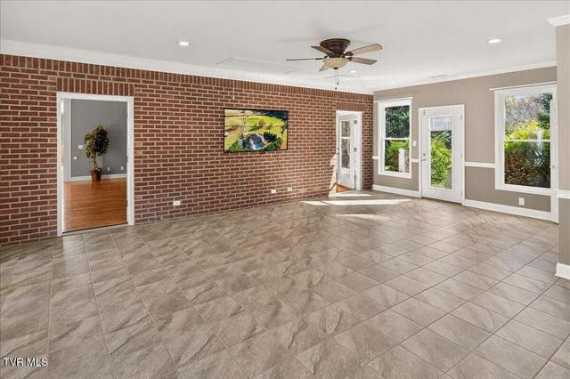 101 Bond Town Road, Blountville, TN 37617