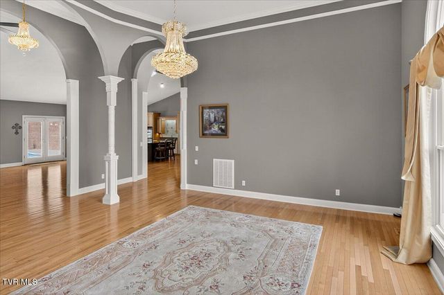 101 Bond Town Road, Blountville, TN 37617