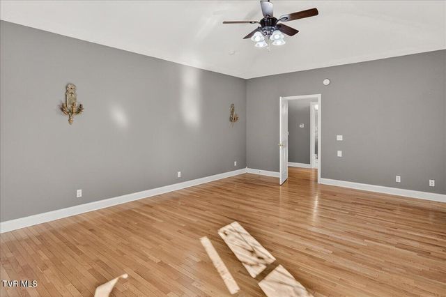 101 Bond Town Road, Blountville, TN 37617