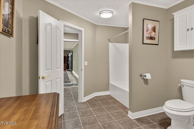 101 Bond Town Road, Blountville, TN 37617