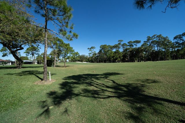 13144 Eastpointe Way, West Palm Beach, FL 33418