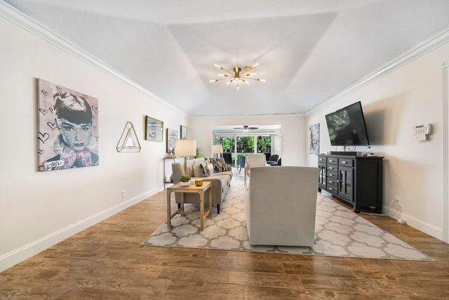 13144 Eastpointe Way, West Palm Beach, FL 33418