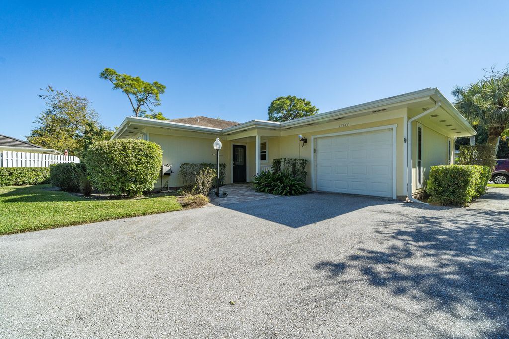 13144 Eastpointe Way, West Palm Beach, FL 33418