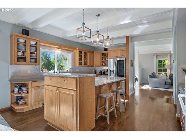 7490 Sw SCHROEDER Way, Wilsonville, OR 97070