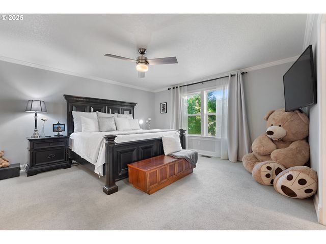 7490 Sw SCHROEDER Way, Wilsonville, OR 97070