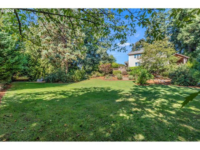 7490 Sw SCHROEDER Way, Wilsonville, OR 97070