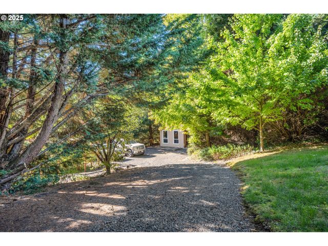 7490 Sw SCHROEDER Way, Wilsonville, OR 97070