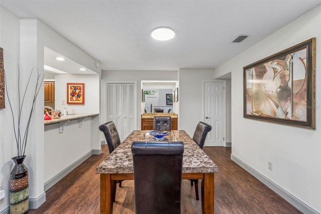 2318 VILLAGE GREEN BOULEVARD, Plant City, FL 33566