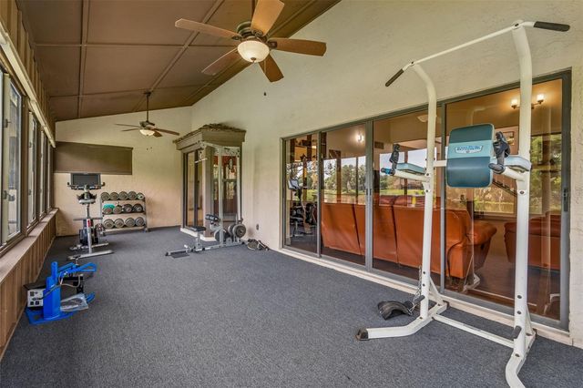 2318 VILLAGE GREEN BOULEVARD, Plant City, FL 33566