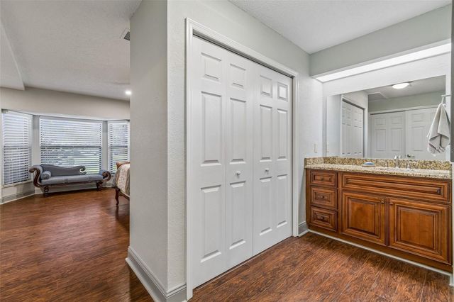 2318 VILLAGE GREEN BOULEVARD, Plant City, FL 33566