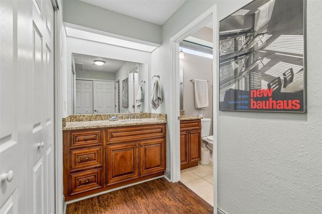 2318 VILLAGE GREEN BOULEVARD, Plant City, FL 33566